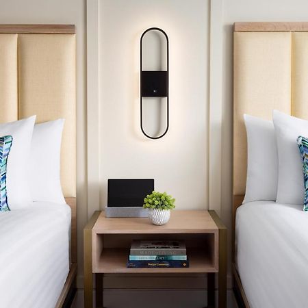 The Anza-A Calabasas Hotel Экстерьер фото