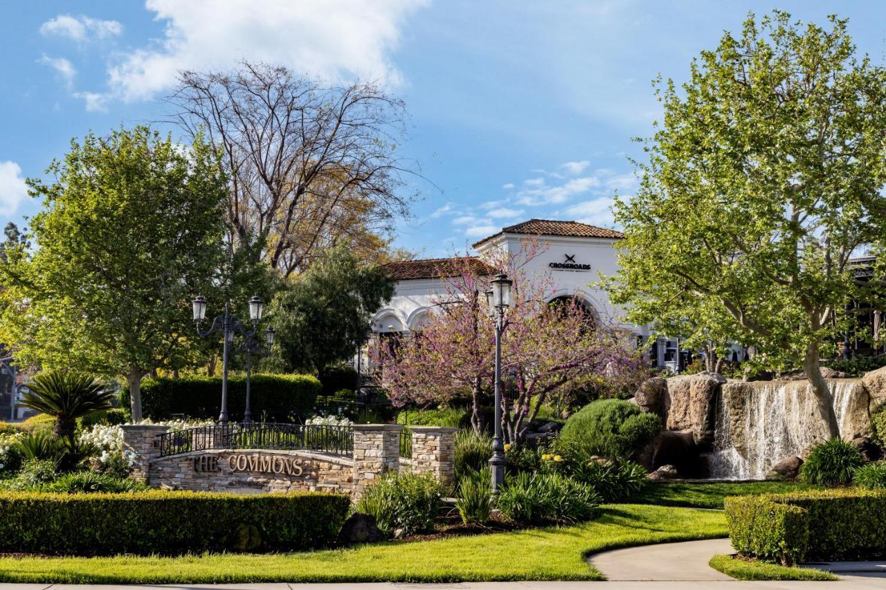 The Anza-A Calabasas Hotel Экстерьер фото