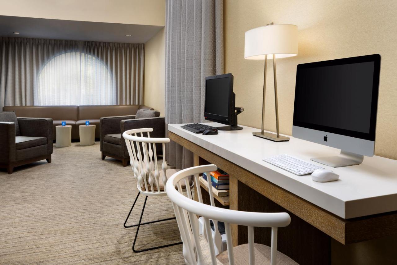 The Anza-A Calabasas Hotel Экстерьер фото