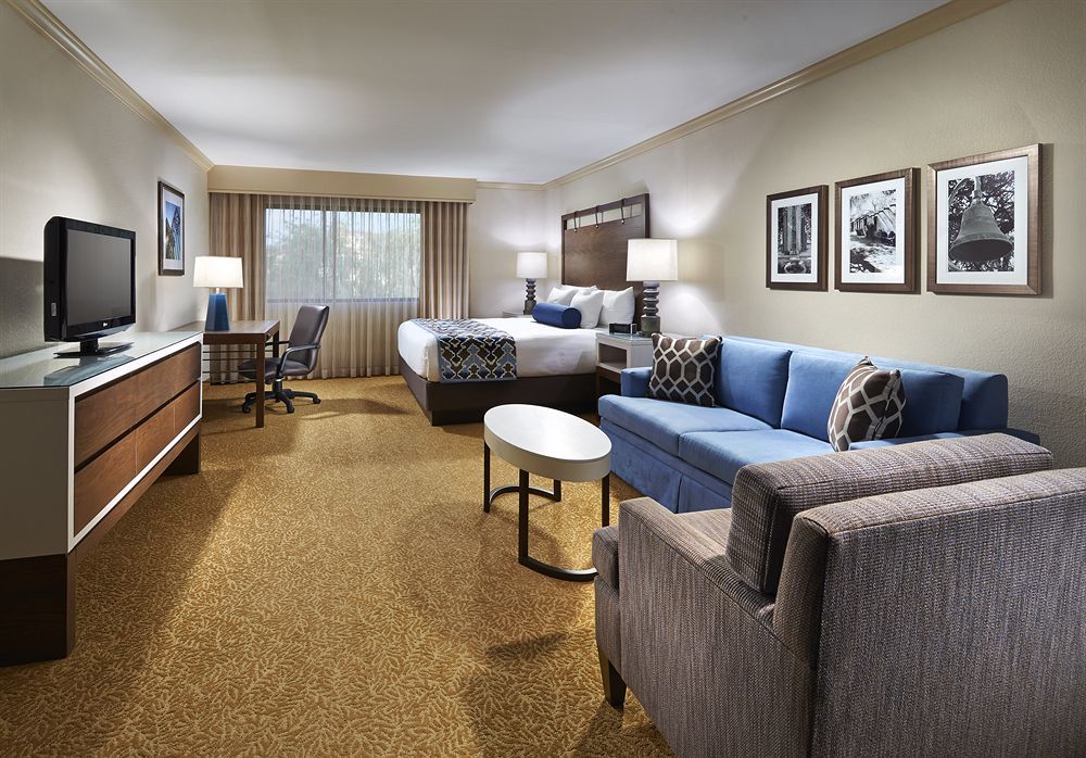 The Anza-A Calabasas Hotel Экстерьер фото